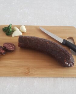 Trockenwurst mit Knoblauch